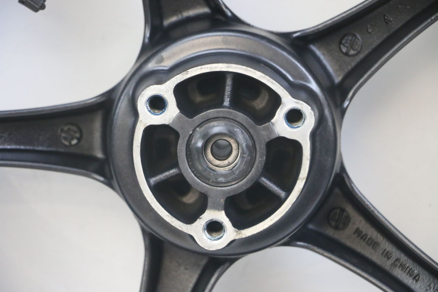 photo de CERCHIO ANTERIORE YAMAHA AEROX 2T 50 (2013 - 2017)