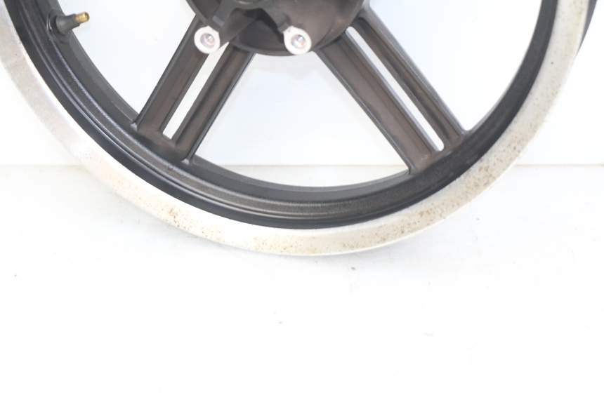 photo de CERCHIO ANTERIORE KYMCO AGILITY 16+ 4T 50 (2018 - 2023)