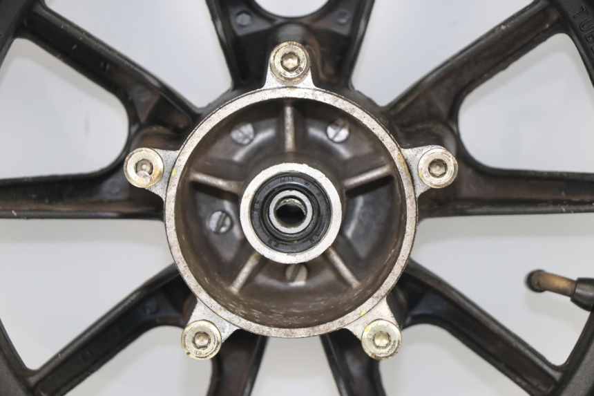 photo de CERCHIO ANTERIORE DAELIM S4 50 (2010 - 2015)