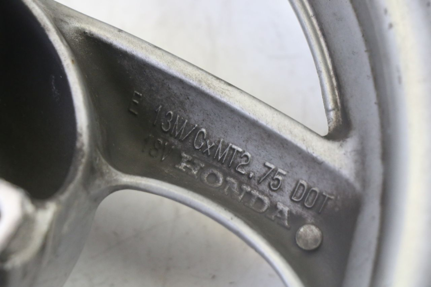 photo de CERCHIO ANTERIORE HONDA FES S-WING SWING ABS 125 (2007 - 2015)