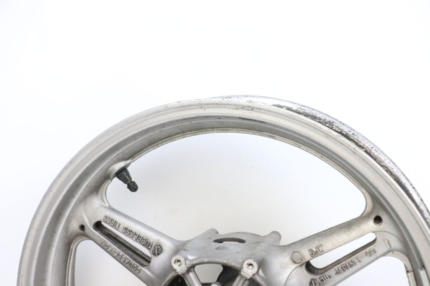 photo de CERCHIO ANTERIORE YAMAHA FJR ABS 1300 (2006 - 2012) - Caratteristiche distintive