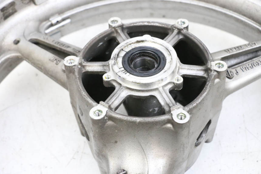 photo de CERCHIO ANTERIORE YAMAHA FJR ABS 1300 (2006 - 2012) - Vista d'insieme del prodotto