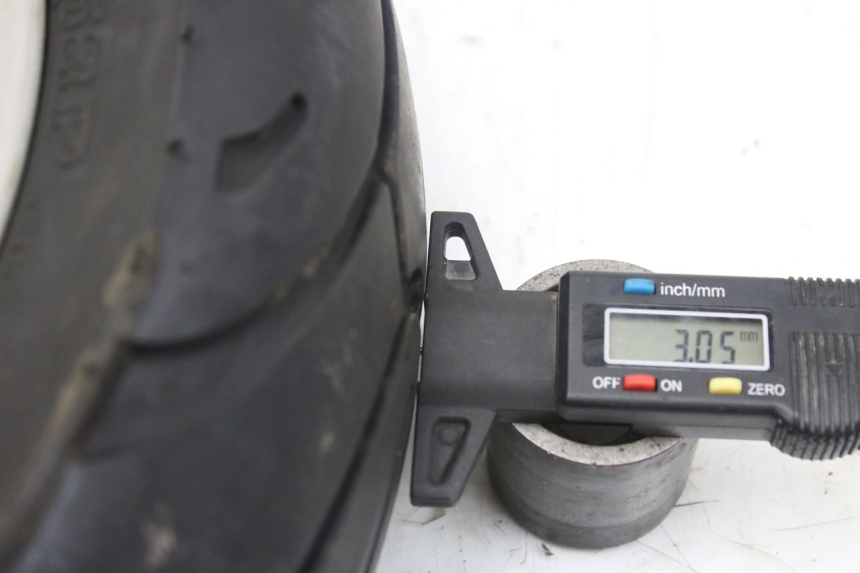 photo de CERCHIO ANTERIORE PIAGGIO FLY 4T 50 (2013 - 2017)