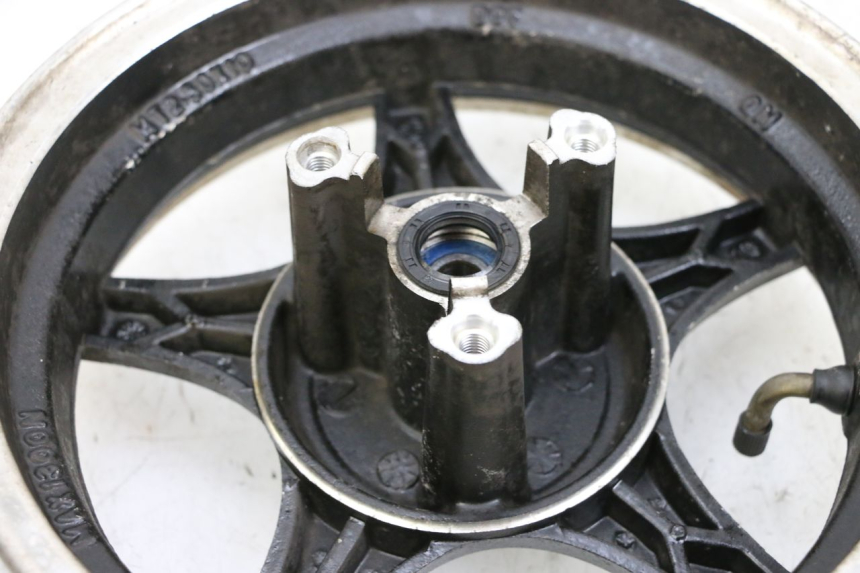 photo de CERCHIO ANTERIORE EUROCKA GTR 50 (2018 - 2021) - Primo piano ad alta risoluzione