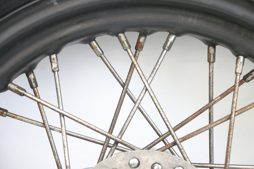 photo de CERCHIO ANTERIORE HARLEY DAVIDSON SPORTSTER XL CUSTOM 1200 (2003 - 2004)