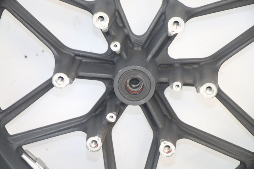 photo de CERCHIO ANTERIORE HONDA FORZA 125 (2021 - 2025)