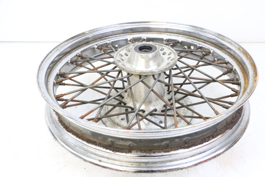 photo de CERCHIO ANTERIORE HONDA VT C2 SHADOW 750 (1997 - 2001)
