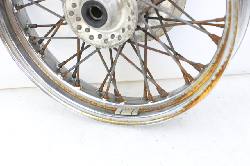 photo de CERCHIO ANTERIORE HONDA VT C2 SHADOW 750 (1997 - 2001)