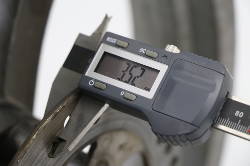 photo de CERCHIO ANTERIORE PEUGEOT LUDIX 50 (2008 - 2017)