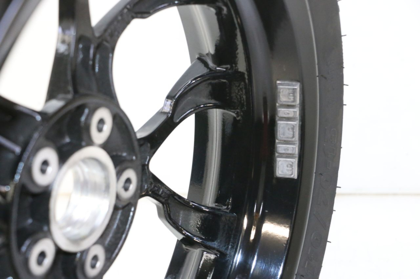 photo de CERCHIO ANTERIORE PIAGGIO MP3 HPE 310 (2024 - 2025)