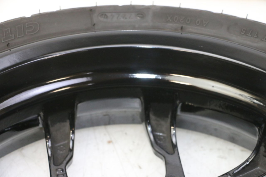 photo de CERCHIO ANTERIORE PIAGGIO MP3 HPE 310 (2024 - 2025)