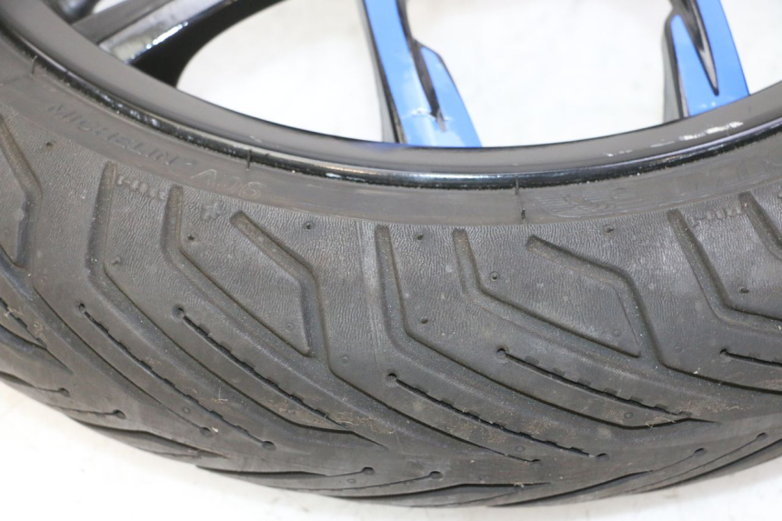 photo de CERCHIO ANTERIORE PIAGGIO MP3 HPE 310 (2024 - 2025)