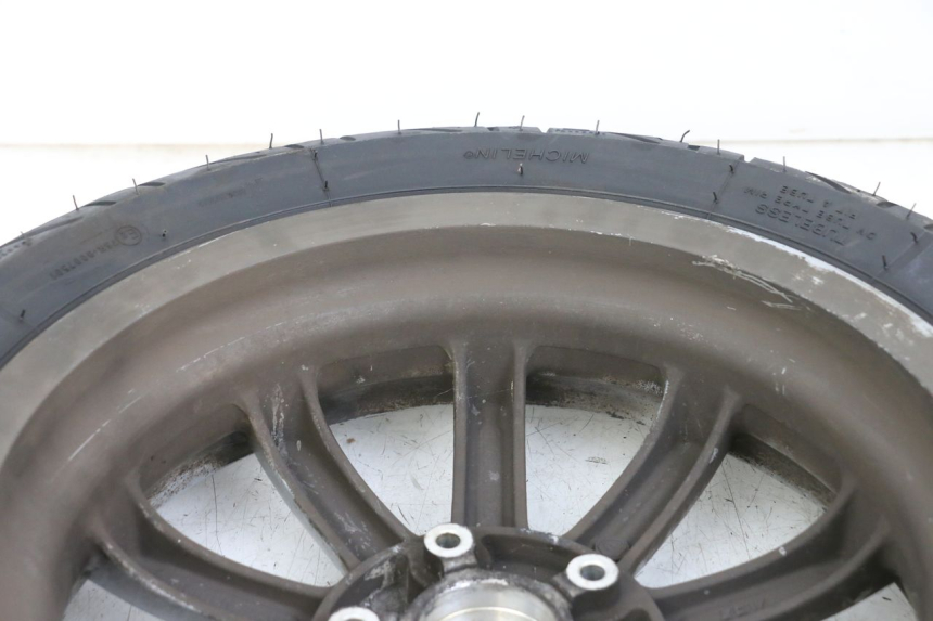 photo de CERCHIO ANTERIORE PIAGGIO MP3 LT 400 (2007 - 2012)