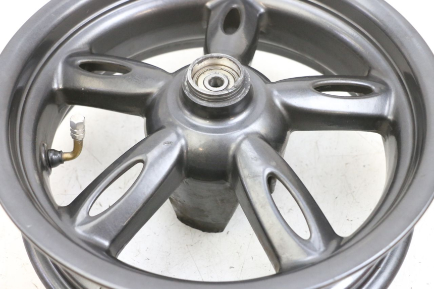 photo de CERCHIO ANTERIORE YAMAHA NEOS NEO'S 4T 50 (2008 - 2016) - Focus sulla struttura