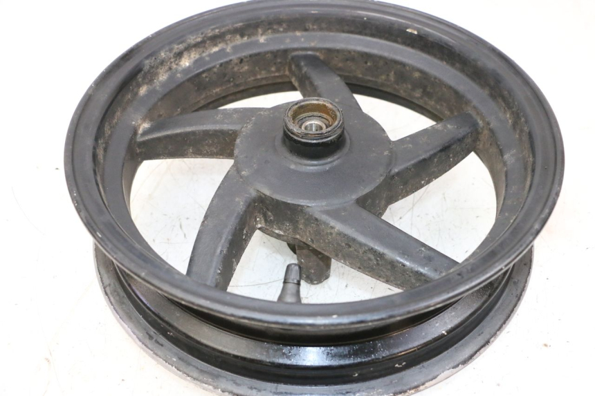 photo de CERCHIO ANTERIORE SYM ORBIT 2 4T 50 (2008 - 2017) - Caratteristiche distintive