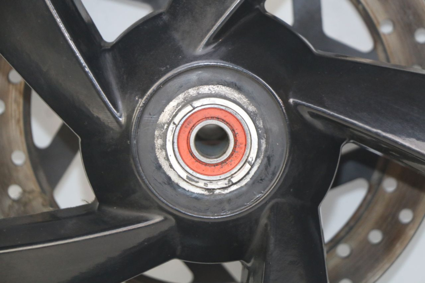 photo de CERCHIO ANTERIORE PEUGEOT CITYSTAR 2T 50 (2018 - 2021)