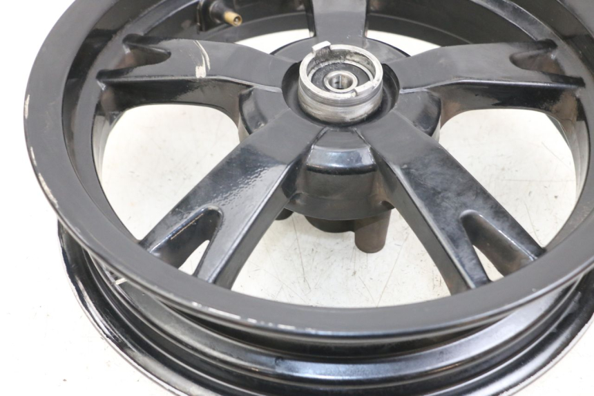 photo de CERCHIO ANTERIORE PEUGEOT KISBEE 2T 50 (2018 - 2022)