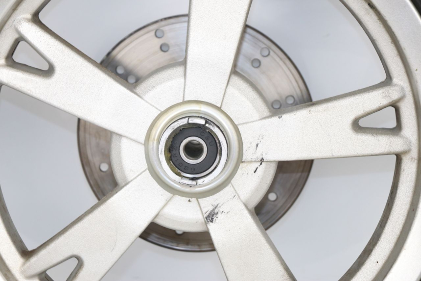 photo de CERCHIO ANTERIORE PEUGEOT KISBEE 4T 50 (2010 - 2017)