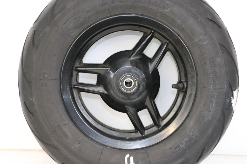 photo de CERCHIO ANTERIORE PEUGEOT STREETZONE 2T 50 (2014 - 2019)