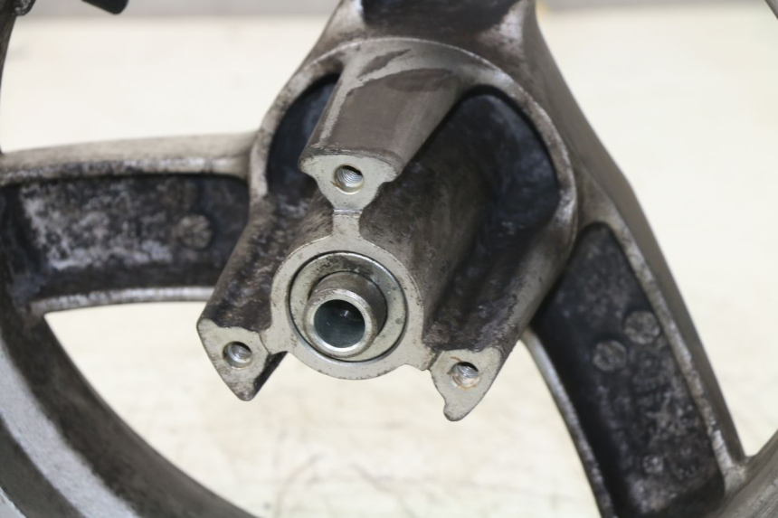 photo de CERCHIO ANTERIORE PEUGEOT VIVACITY 125 (2010 - 2017)