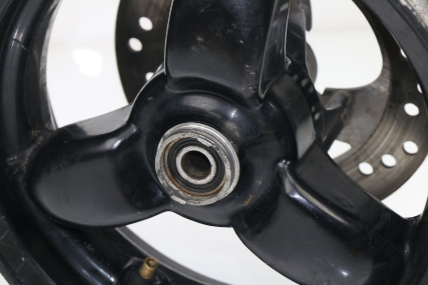 photo de CERCHIO ANTERIORE PEUGEOT VIVACITY 50 (2004 - 2009)