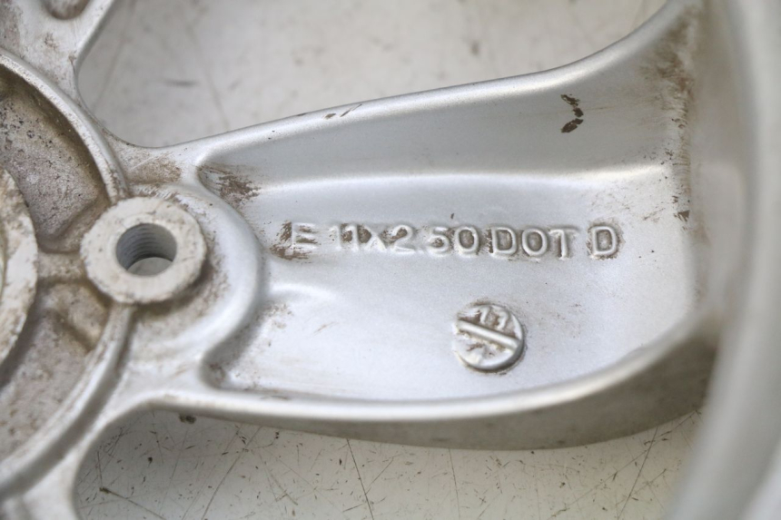 photo de CERCHIO ANTERIORE PIAGGIO VESPA PRIMAVERA 2T 50 (2013 - 2018)