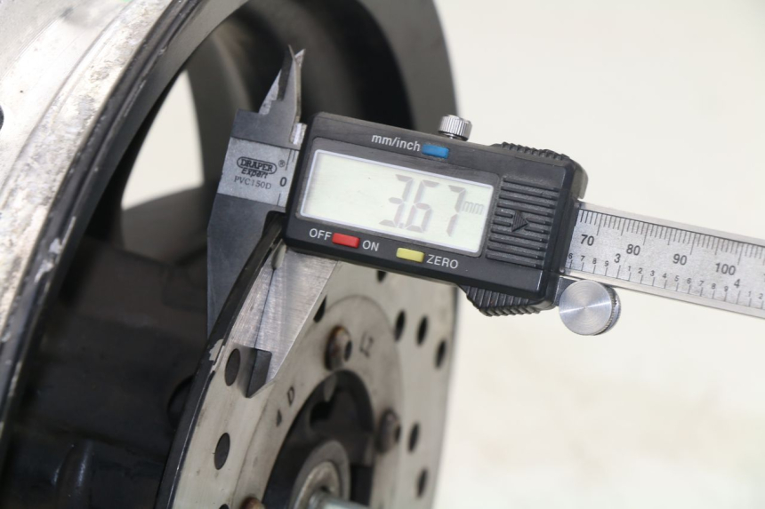 photo de CERCHIO ANTERIORE PIAGGIO ZIP 2T 50 (2009 - 2019)