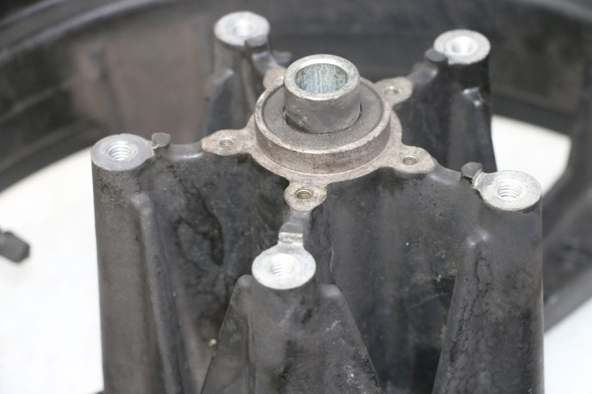 photo de CERCHIO ANTERIORE PEUGEOT SATELIS 125 (2013 - 2018)