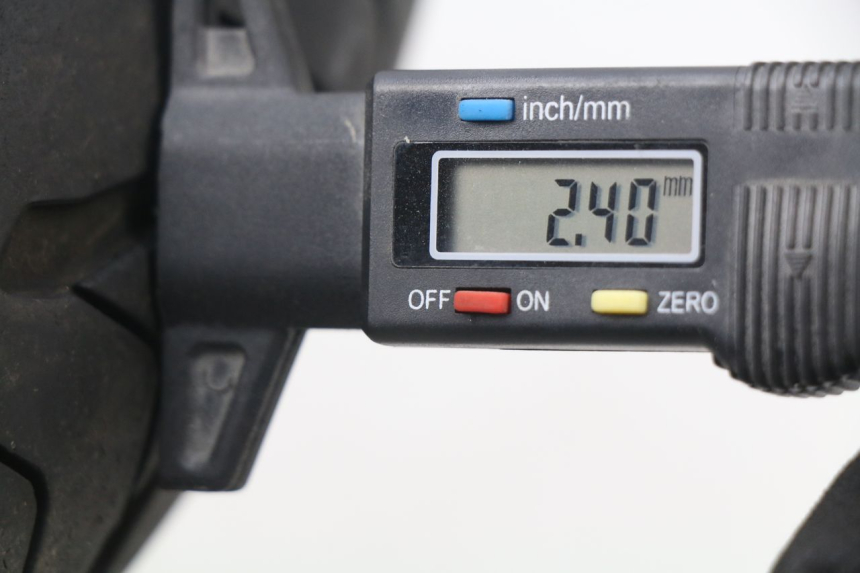 photo de CERCHIO ANTERIORE TRIUMPH SPEED TRIPLE 1050 (2005 - 2007)