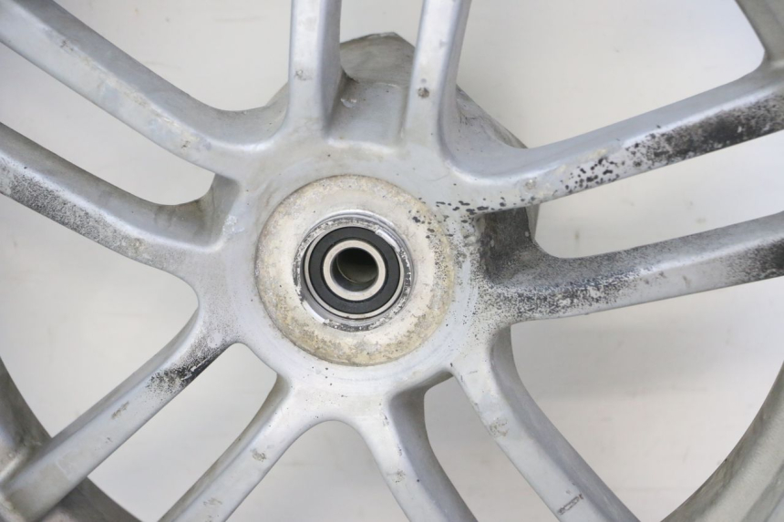 photo de CERCHIO ANTERIORE PEUGEOT SPEEDFIGHT 3 AIR 50 (2009 - 2015)