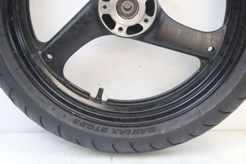 photo de CERCHIO ANTERIORE SUZUKI GS F 500 (2004 - 2007)