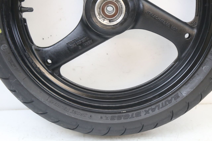 photo de CERCHIO ANTERIORE SUZUKI GS F 500 (2004 - 2007)