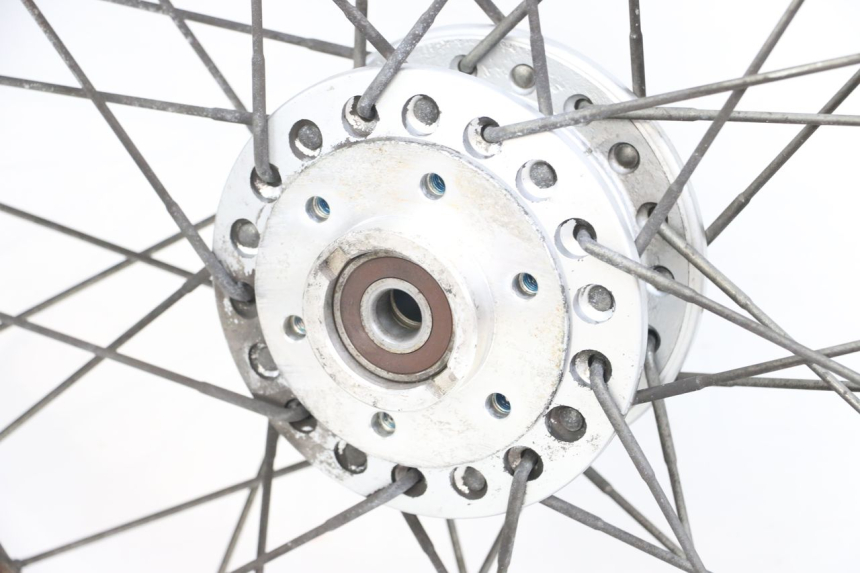 photo de CERCHIO ANTERIORE SUZUKI VL INTRUDER 125 (2004 - 2007)