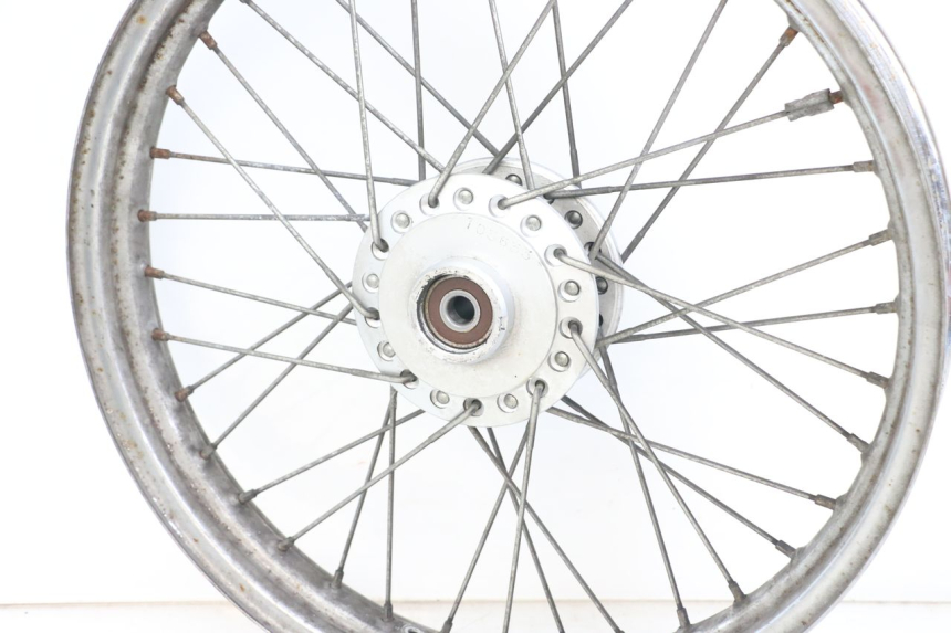 photo de CERCHIO ANTERIORE SUZUKI VL INTRUDER 125 (2004 - 2007)
