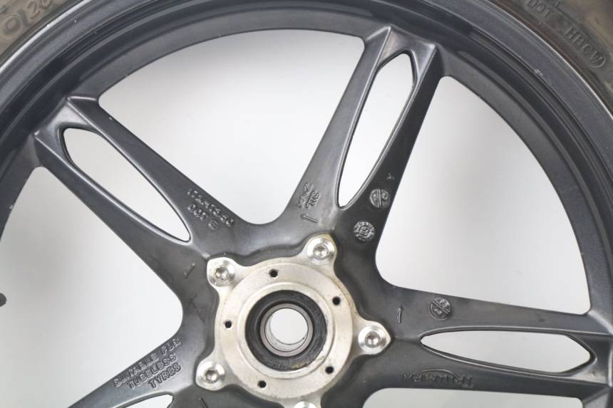photo de CERCHIO ANTERIORE TRIUMPH SPEED TRIPLE 1050 (2005 - 2007)