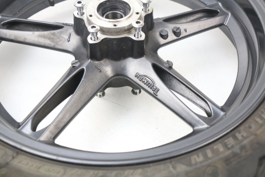photo de CERCHIO ANTERIORE TRIUMPH SPEED TRIPLE 1050 (2005 - 2007)