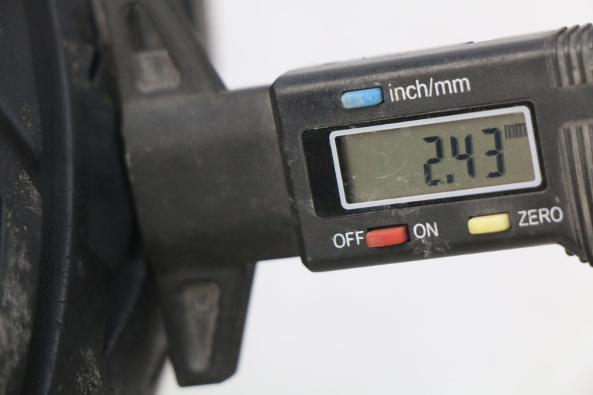 photo de CERCHIO ANTERIORE PIAGGIO VESPA GTS IGET ABS 125 (2017 - 2023)