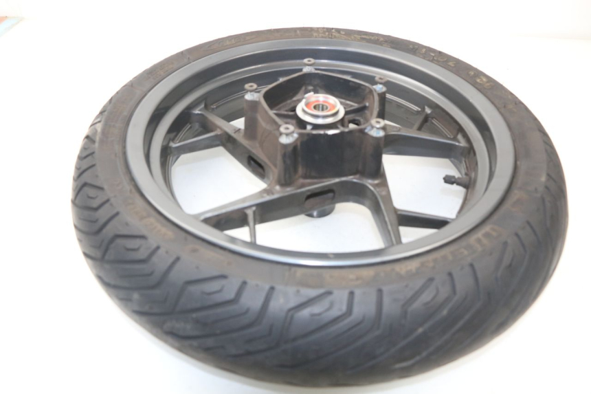 photo de CERCHIO ANTERIORE YAMAHA XMAX X-MAX ABS 125 (2014 - 2016) - Primo piano tecnico