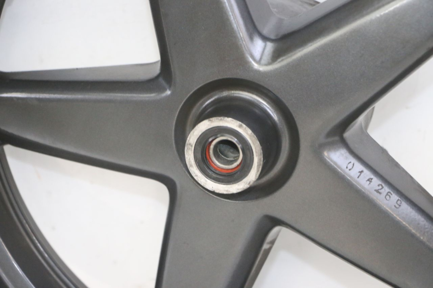 photo de CERCHIO ANTERIORE YAMAHA X-MAX XMAX 125 (2010 - 2014)