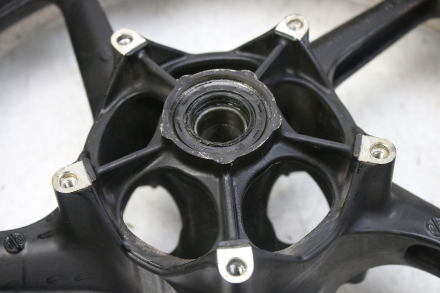 photo de CERCHIO ANTERIORE YAMAHA YZF R1 1000 (2007 - 2008)