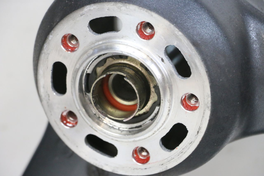 photo de CERCHIO ANTERIORE KAWASAKI ZR 7 750 (1999 - 2001) - Foto prodotto supplementare