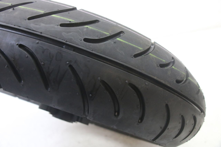 photo de CERCHIO ANTERIORE E PNEUMATICO KYMCO AGILITY 4T 50 (2005 - 2018)