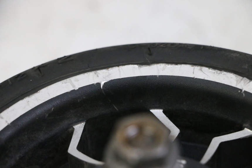 photo de CERCHIO ANTERIORE E PNEUMATICO DUALTRON AMINIA 1