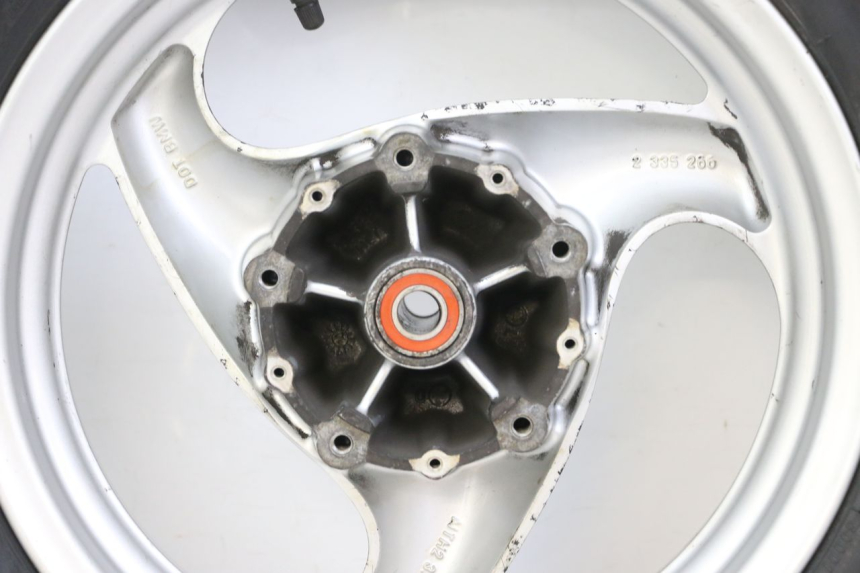 photo de CERCHIO ANTERIORE E PNEUMATICO BMW C1 125 (2000 - 2003)