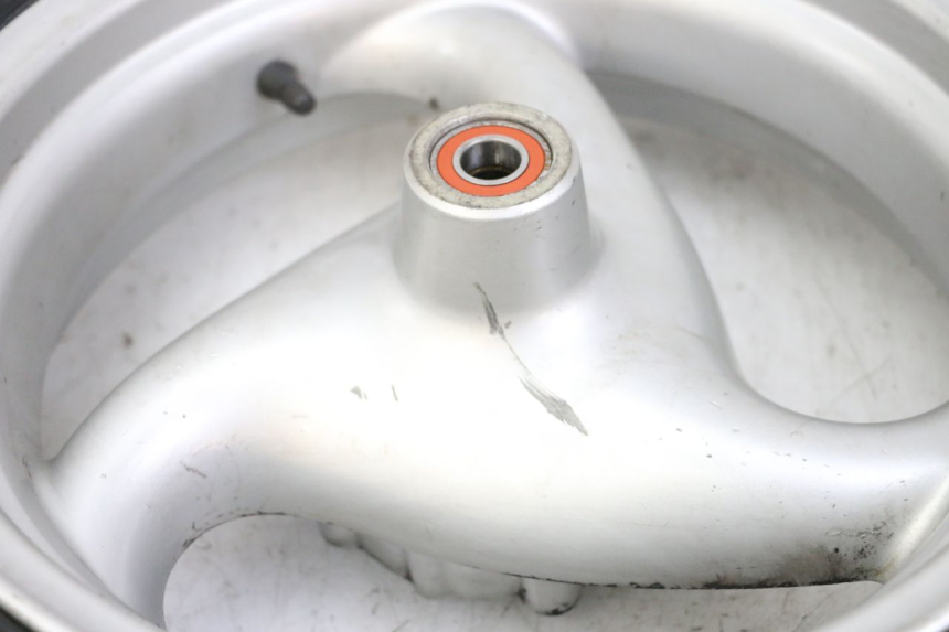 photo de CERCHIO ANTERIORE E PNEUMATICO BMW C1 125 (2000 - 2003)