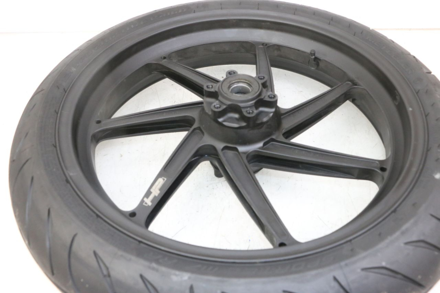 photo de CERCHIO ANTERIORE E PNEUMATICO BMW S RR ABS S1000RR 1000 (2015 - 2018)
