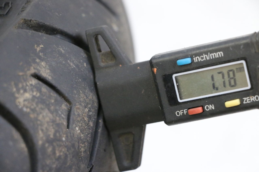 photo de CERCHIO ANTERIORE E PNEUMATICO MBK BOOSTER SPIRIT 50 (2004 - 2017) - Dettaglio del componente