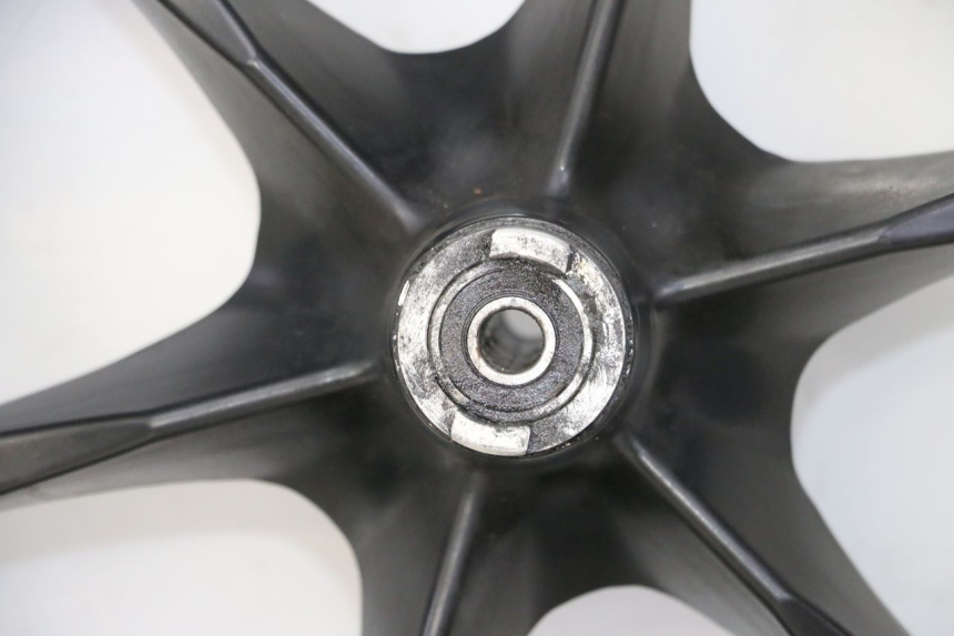 photo de CERCHIO ANTERIORE E PNEUMATICO SUZUKI BURGMAN 125 (2007 - 2014)