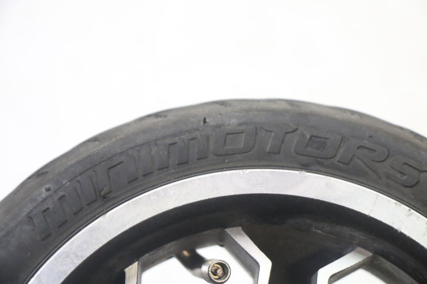 photo de CERCHIO ANTERIORE E PNEUMATICO DUALTRON AMINIA 1