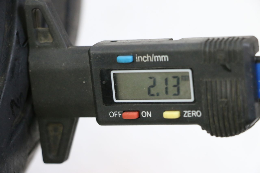 photo de CERCHIO ANTERIORE E PNEUMATICO HONDA FES S-WING SWING ABS 125 (2007 - 2015)